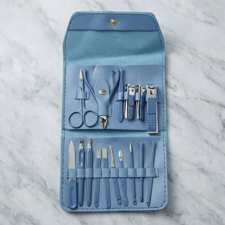 16pcs Professional Nail Clippers and Cuticle Nippers Set with Travel Case Manicure Set Pedicure Sets Nail Clippers